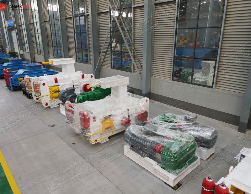 鈦鐵礦高壓輥磨機(jī)