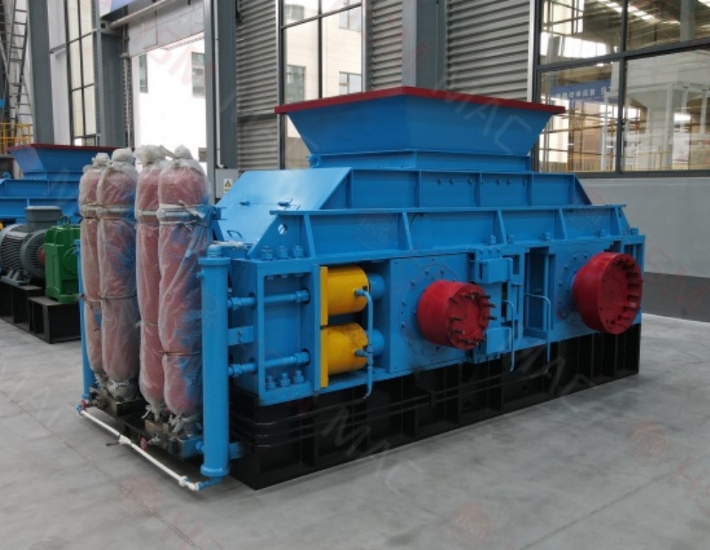 輥壓制砂機(jī)