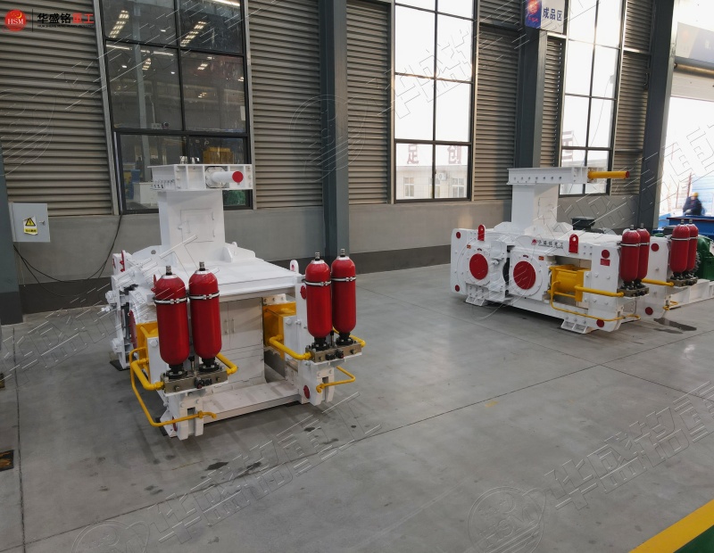 時(shí)產(chǎn)60噸大型高壓輥磨機(jī)